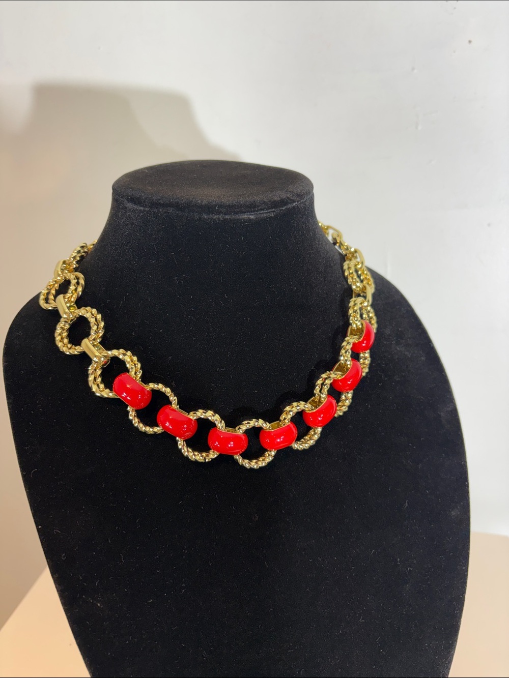 Talbots Gold Tone & Red Enamel Link Statement Necklace/choker